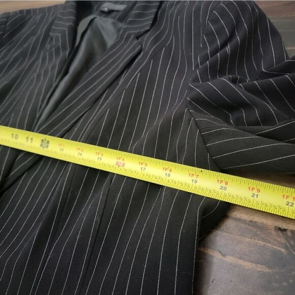 Worthington Black Suit Jacket Vertical Stipes Blazer One Front Button Size XL - Picture 7 of 8